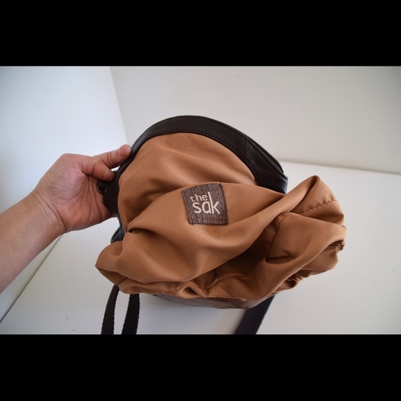 The Sak leather cross body bag - Picture 4 of 7